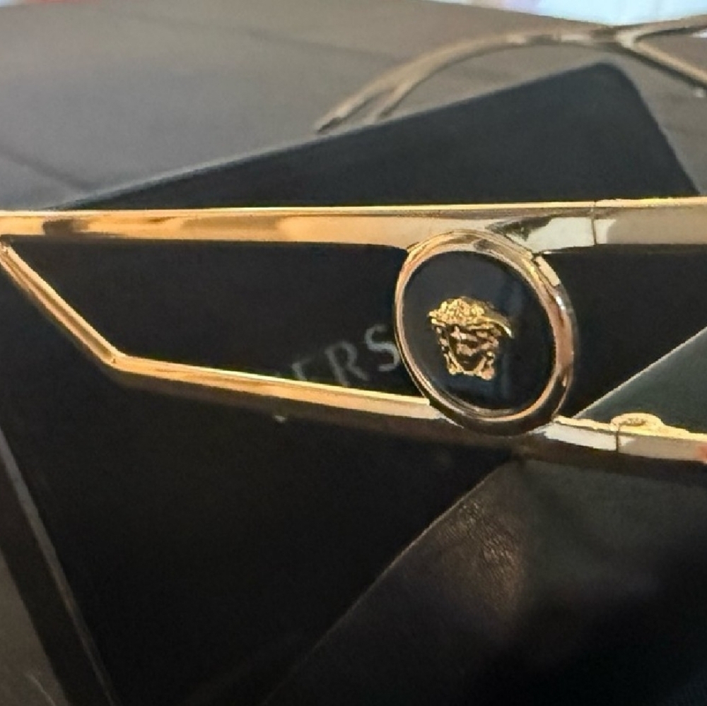Versace Aviator Sunglasses with Gold Frame and Black Lenses - Picture 3 of 13